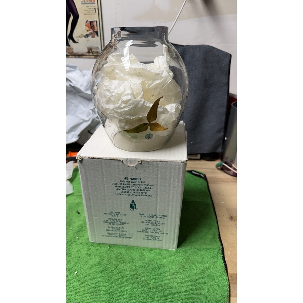 PartyLite Tuscany Lamp Glass HB4200G Hurricane Shade Globe